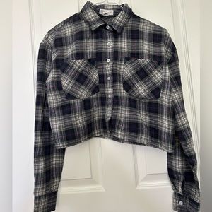 teen long sleeve crop top flannel shirt